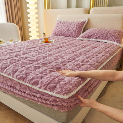 FluffNest | Cozy Soft Polyester Fitted Mattress Cover for Ultimate Comfort 10