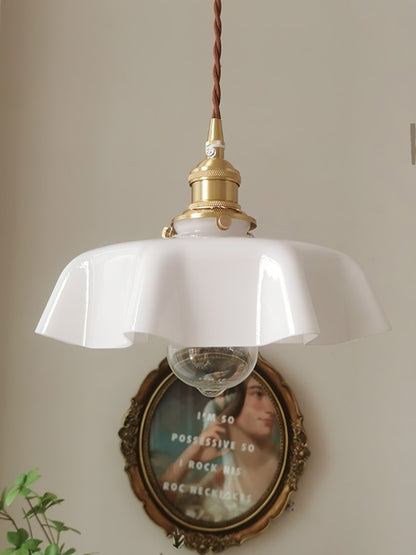 Elegant Ruffled Glass Metal Pendant Lamp
