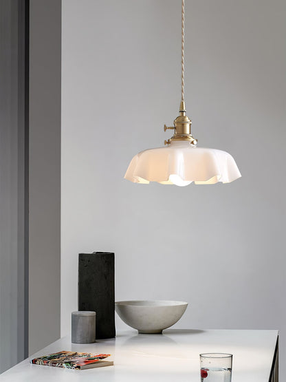 Elegant Ruffled Glass Metal Pendant Lamp