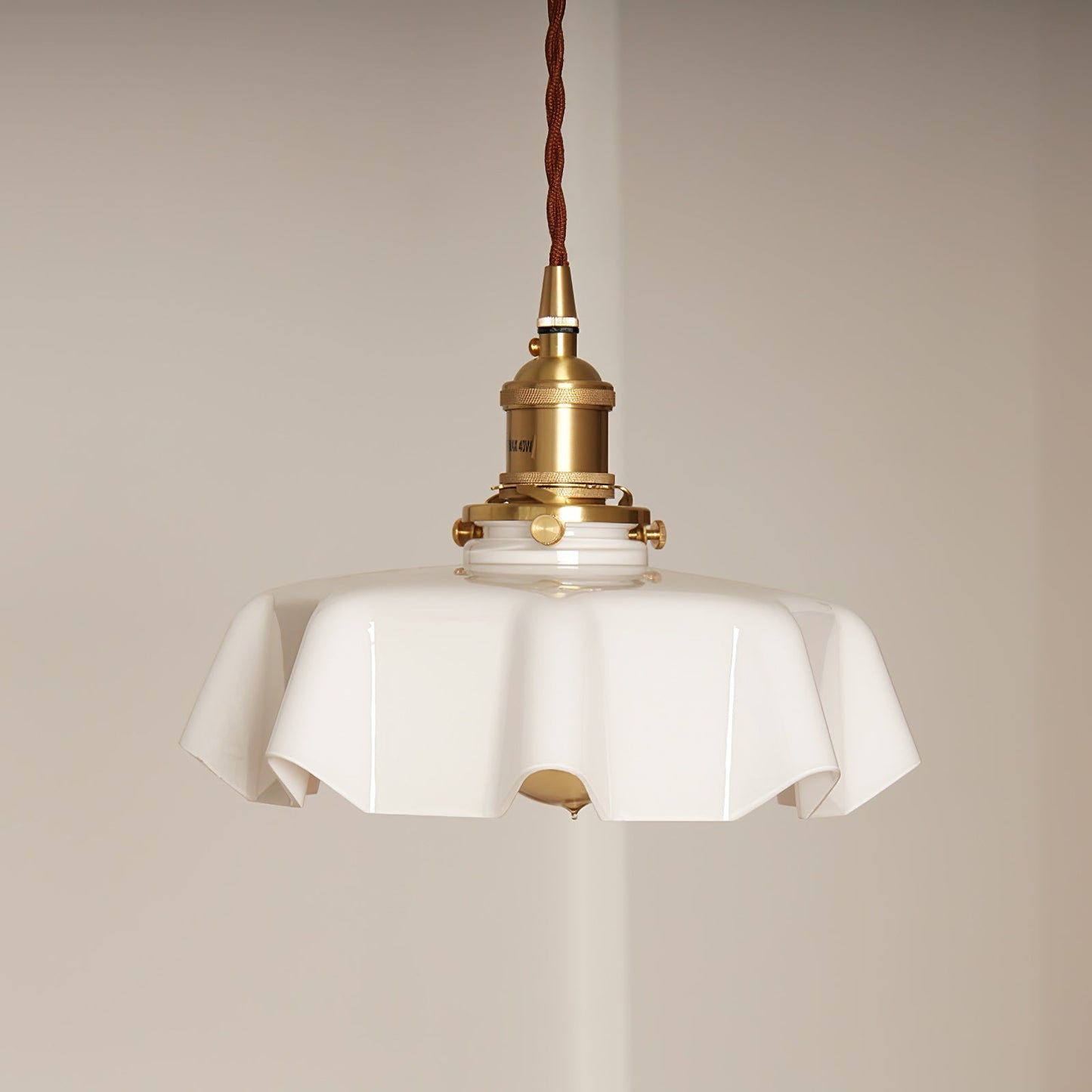 Elegant Ruffled Glass Metal Pendant Lamp