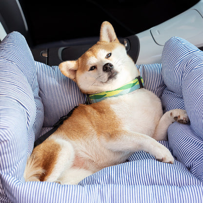 Cozy Pet Car Seat - Safe & Comfortable Dog Bed