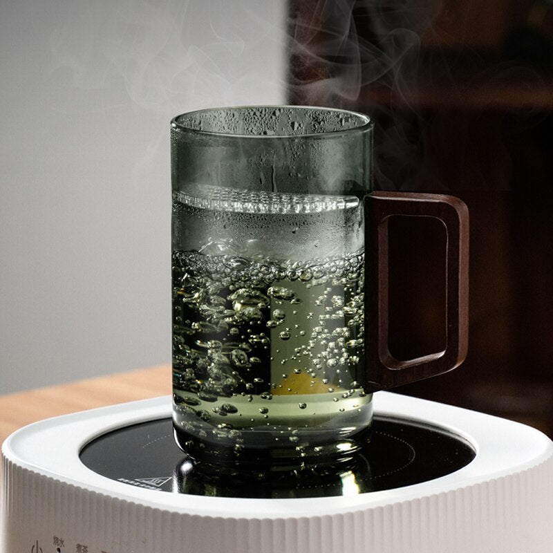 Delicate Heat Resistant Glass Tea Cup Set with Strainer
