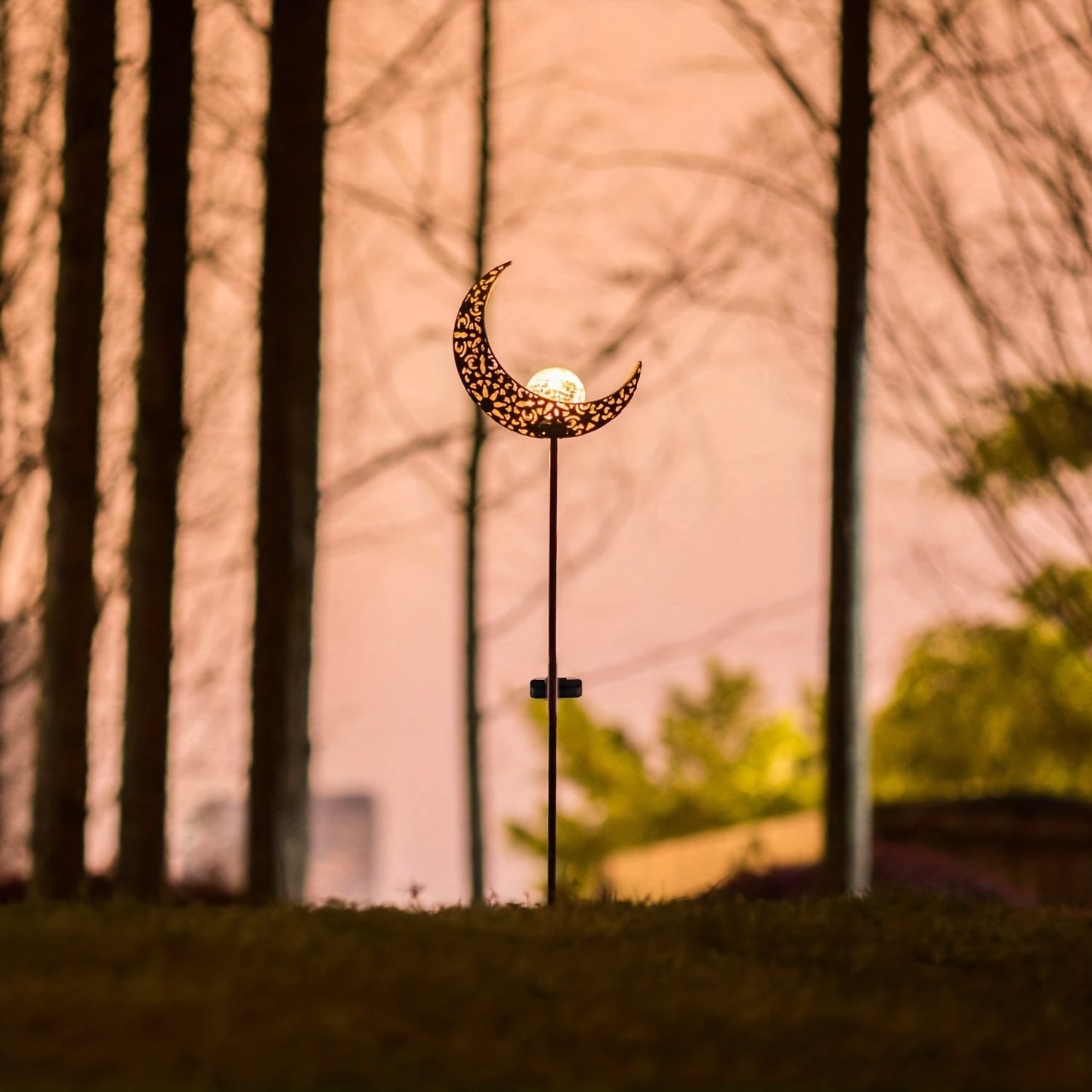 Moonlight Outdoor Solar Lamp