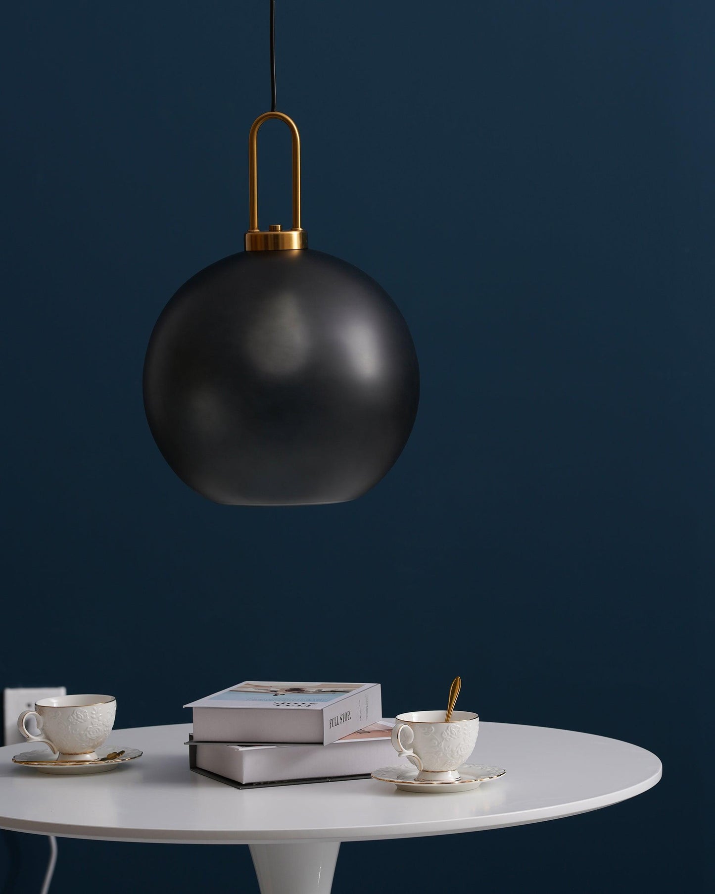 Sleek Round Glass Pendant Lighting Fixtures