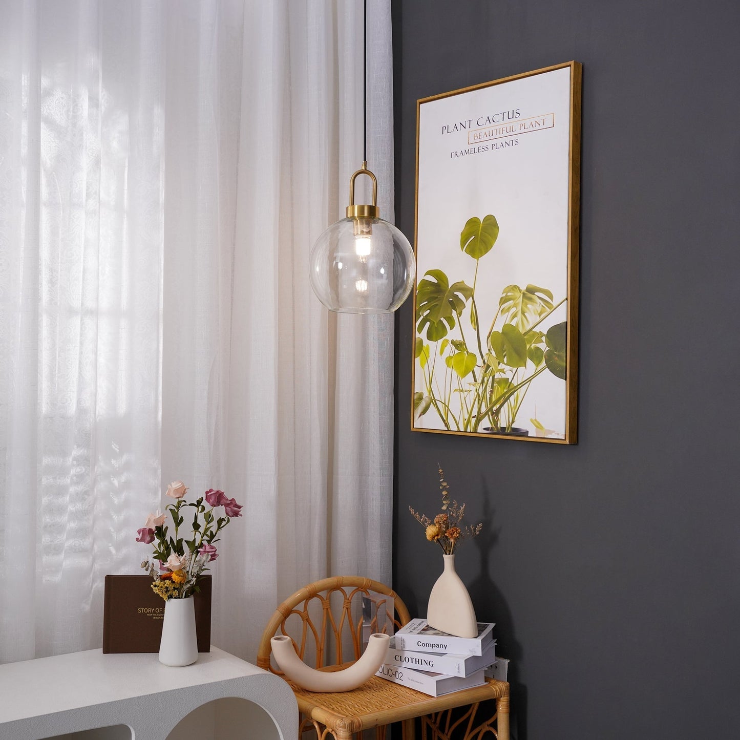 Sleek Round Glass Pendant Lighting Fixtures