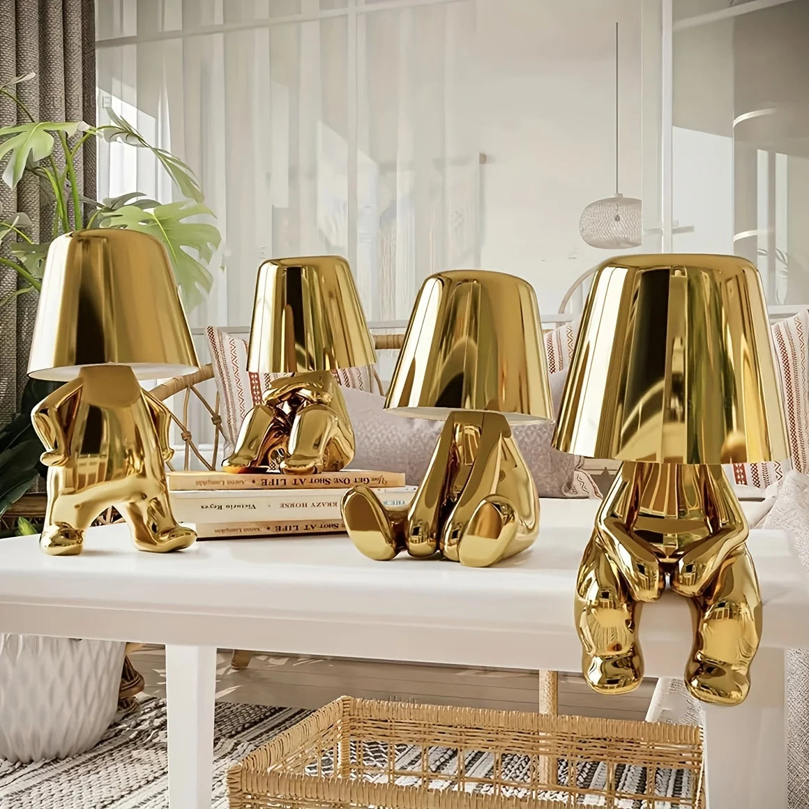 Elegant Gold Metal Desk Lamp - Fesara