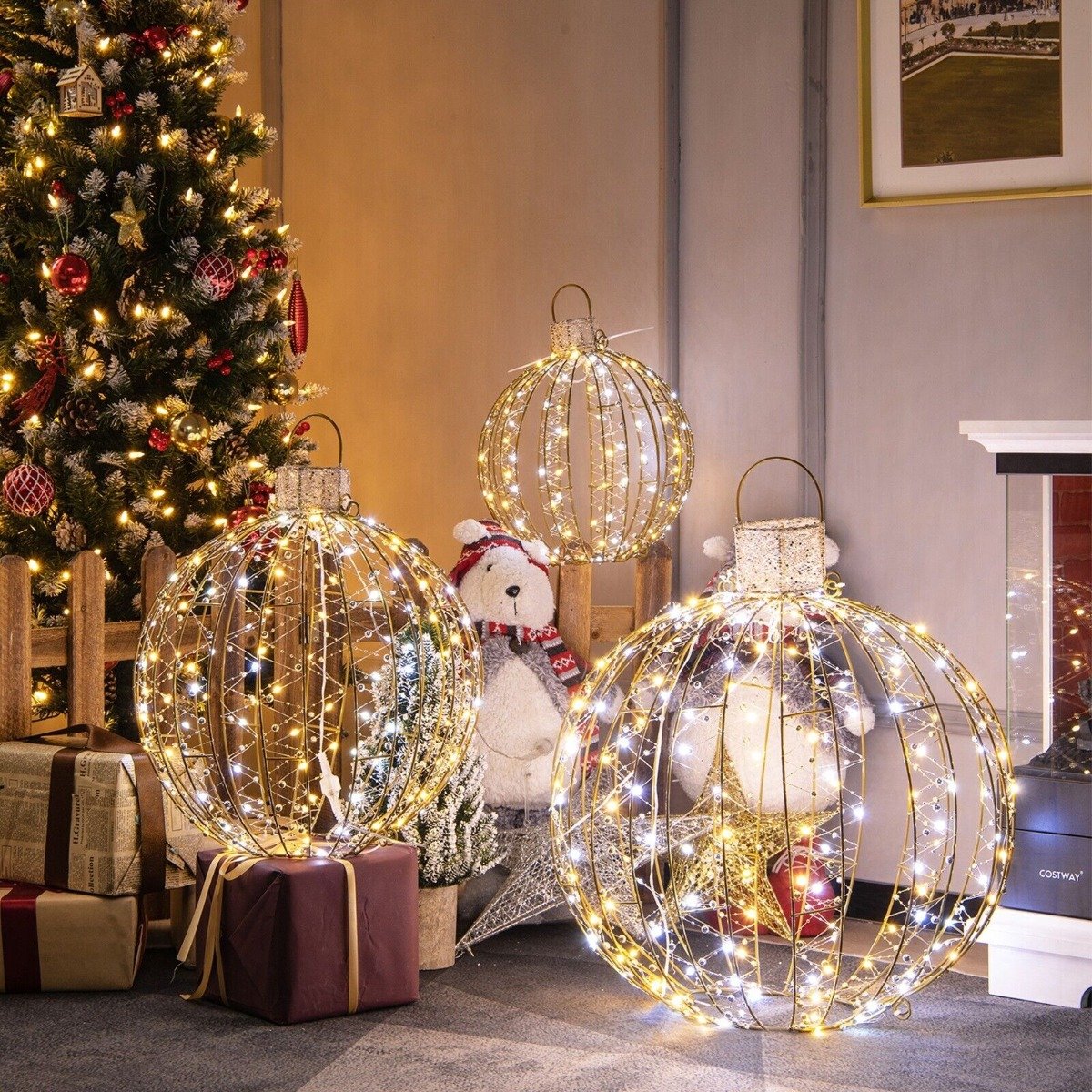 GoldenGlow – Set of 3 Christmas LED Ball Lights with 30 Cable Ties 1