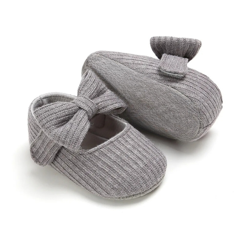 Fashionable Kids Athletic Shoes
