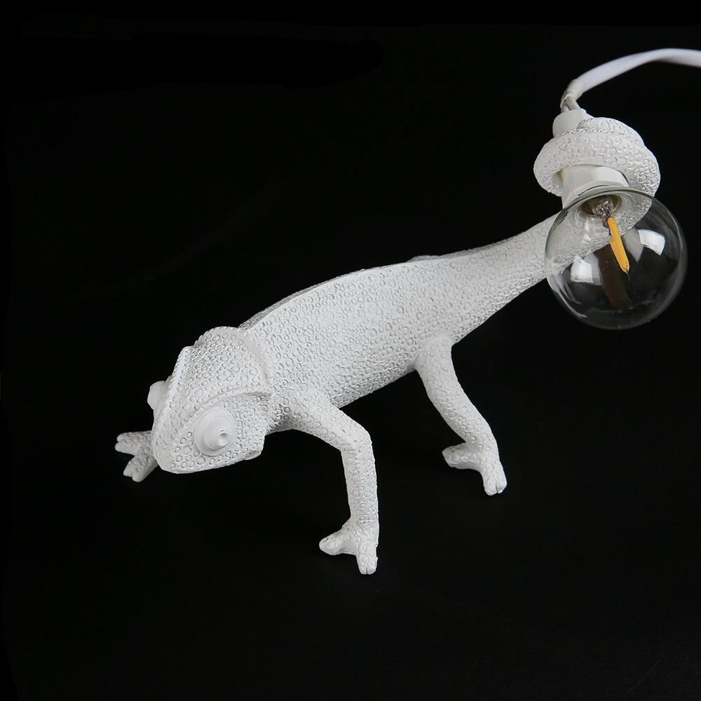 Stylish Resin Reptile Desk Lamp