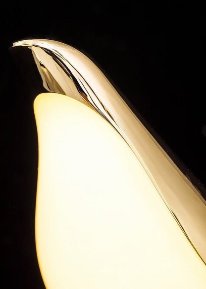 Delicate Bird Wall Lamp for Warm Ambient Lighting