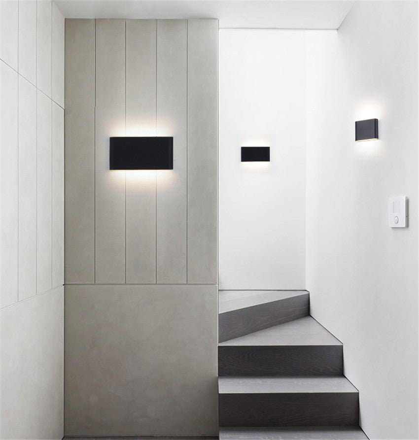 Outdoor Weatherproof Wall Light