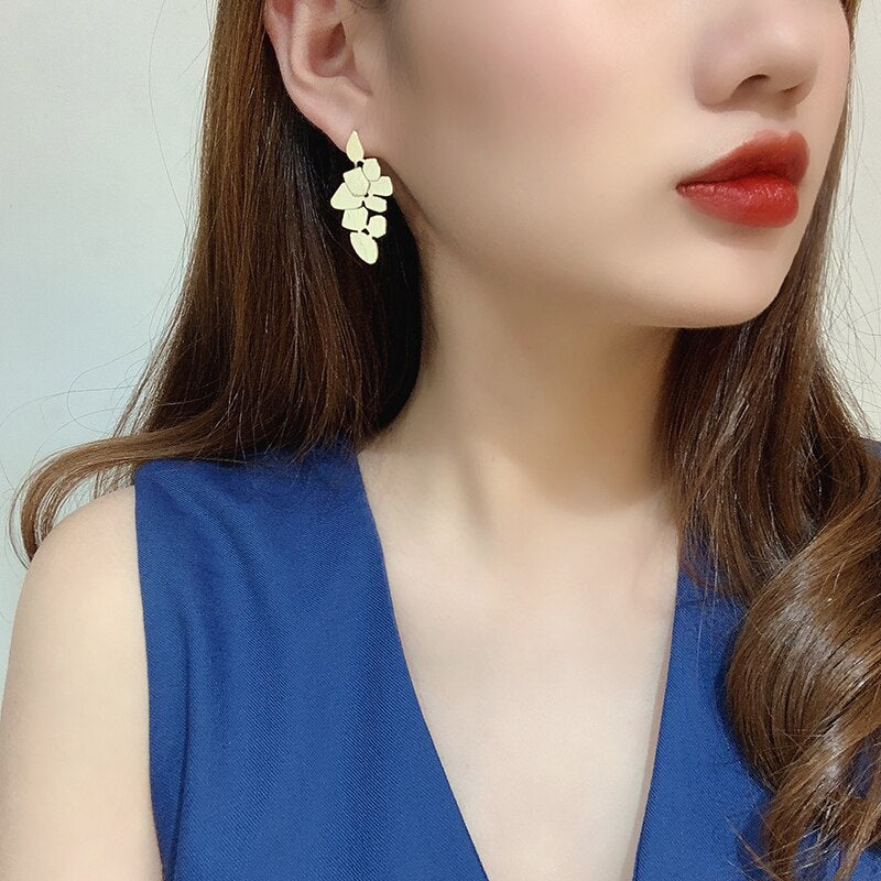 Vintage Style Leaf Drop Earrings