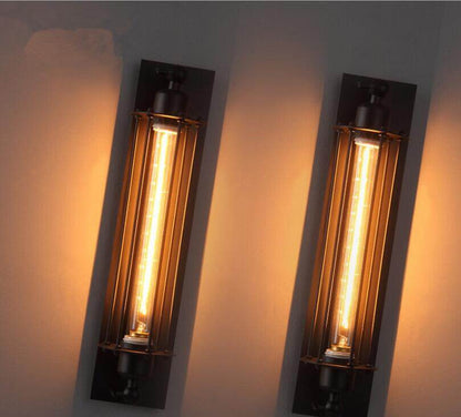 Rustic Metal Wall Lamp – Classic Cage Sconce for Home Decor