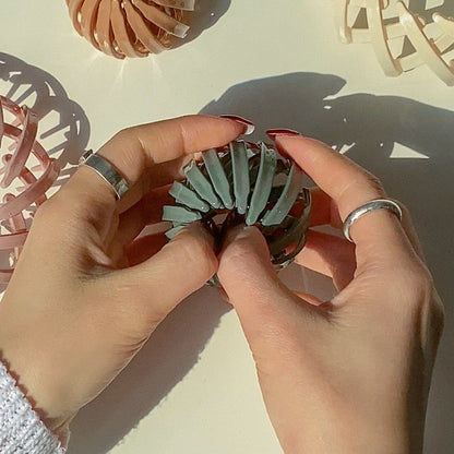 Simple Quick Hair Bun Holder