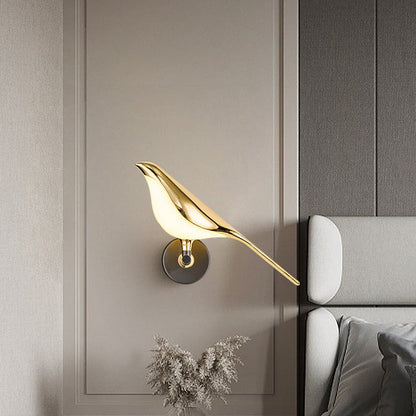 Delicate Bird Wall Lamp for Warm Ambient Lighting