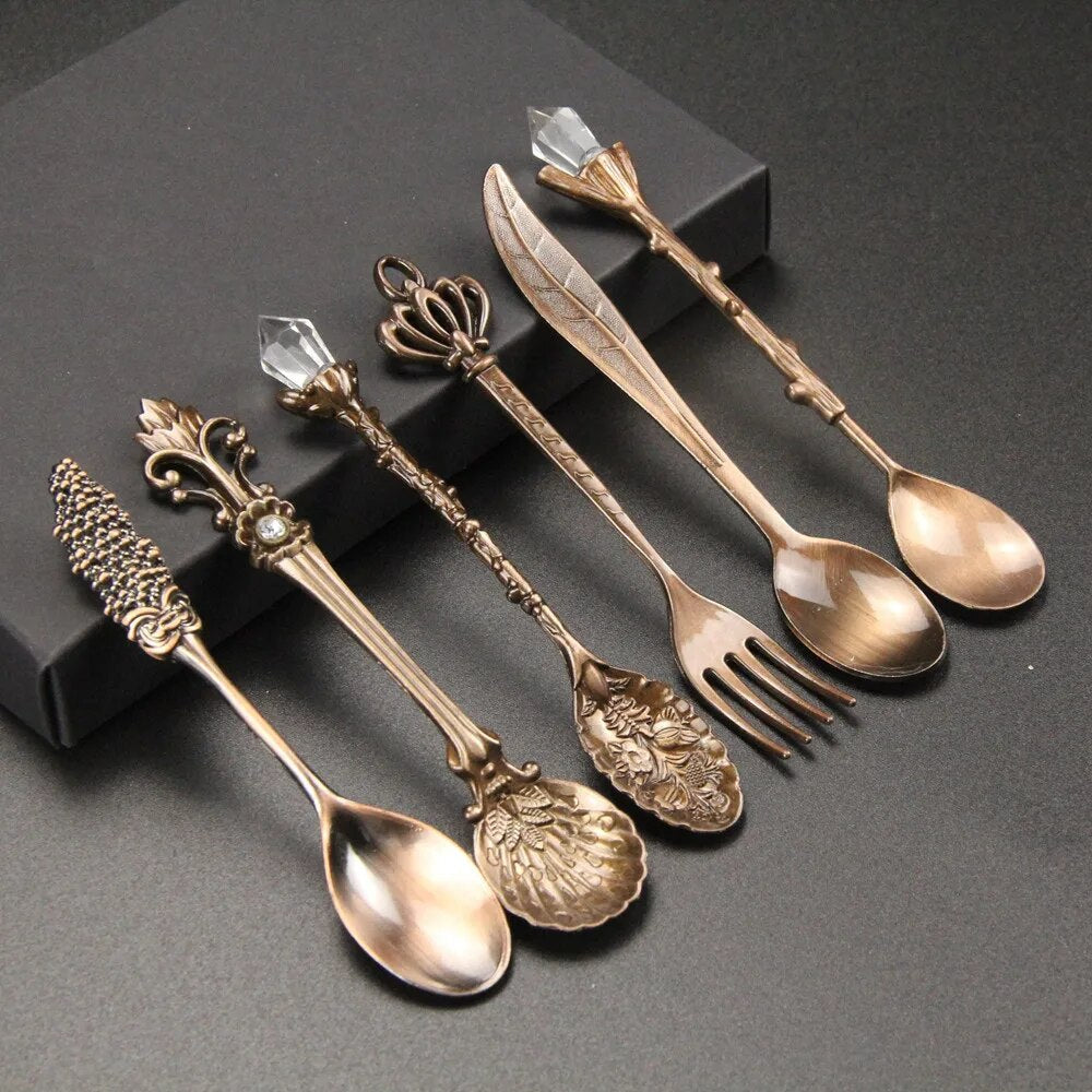 Antique Style Engraved Teaspoon - Elegant Tableware