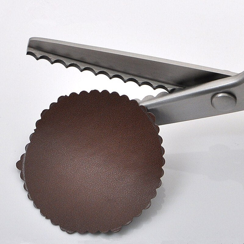 Sharp Zig Zag Fabric Scissors