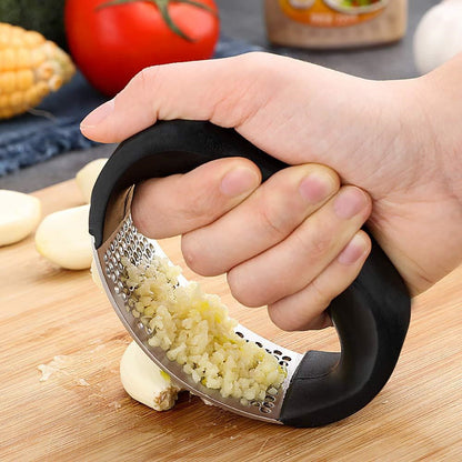Premium Stainless Steel Garlic Crusher - Fesara