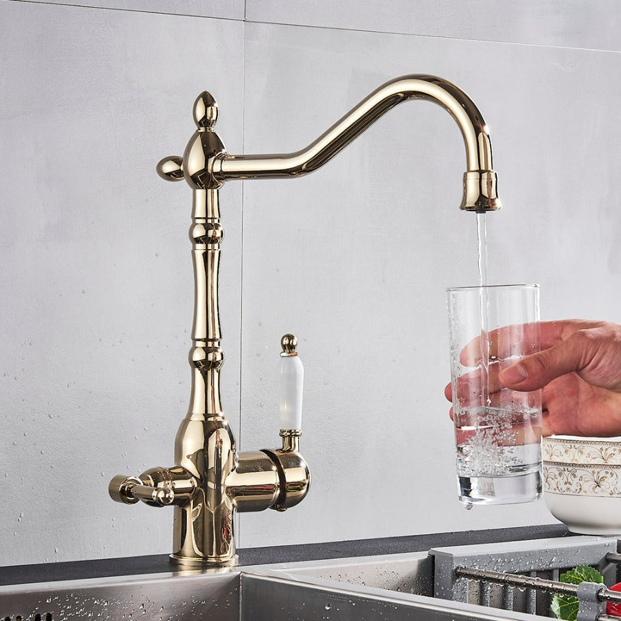 Classic Kitchen Faucet - Elegant Stylish Design