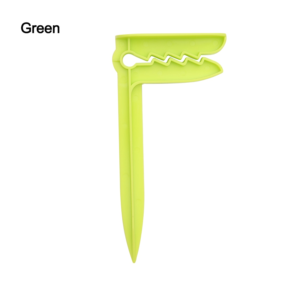 Stylish Pool Towel Clip Holders