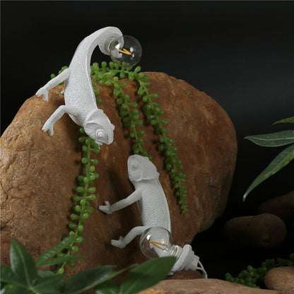 Stylish Resin Reptile Desk Lamp