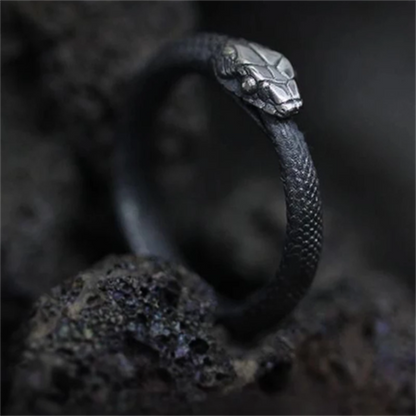 Edgy Black Adjustable Snake Ring - Fesara