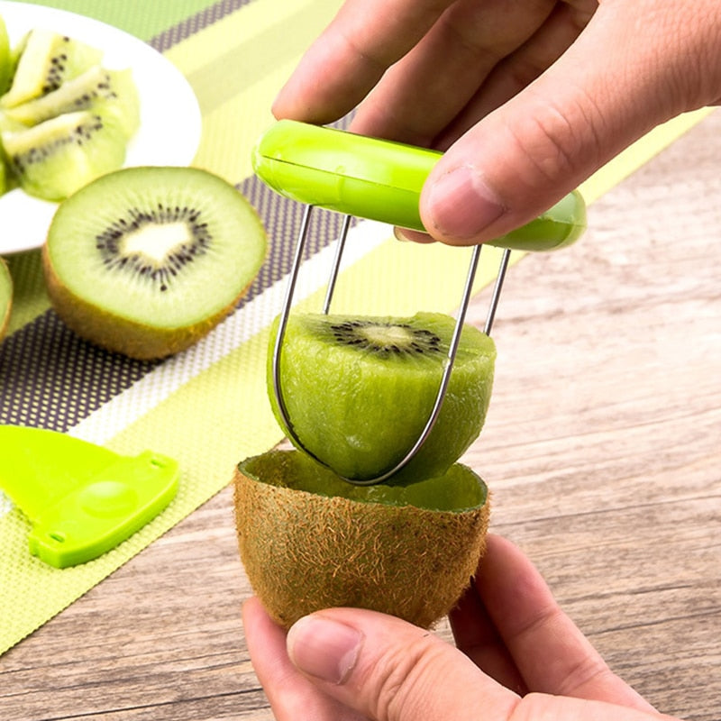 Compact Fresh Kiwi Slicer Tool