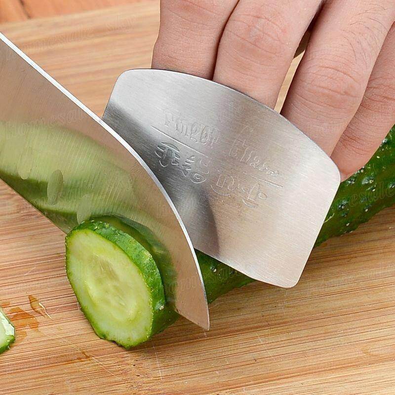 Fesara | Durable Metal Finger Guard Cutter Protector - Fesara
