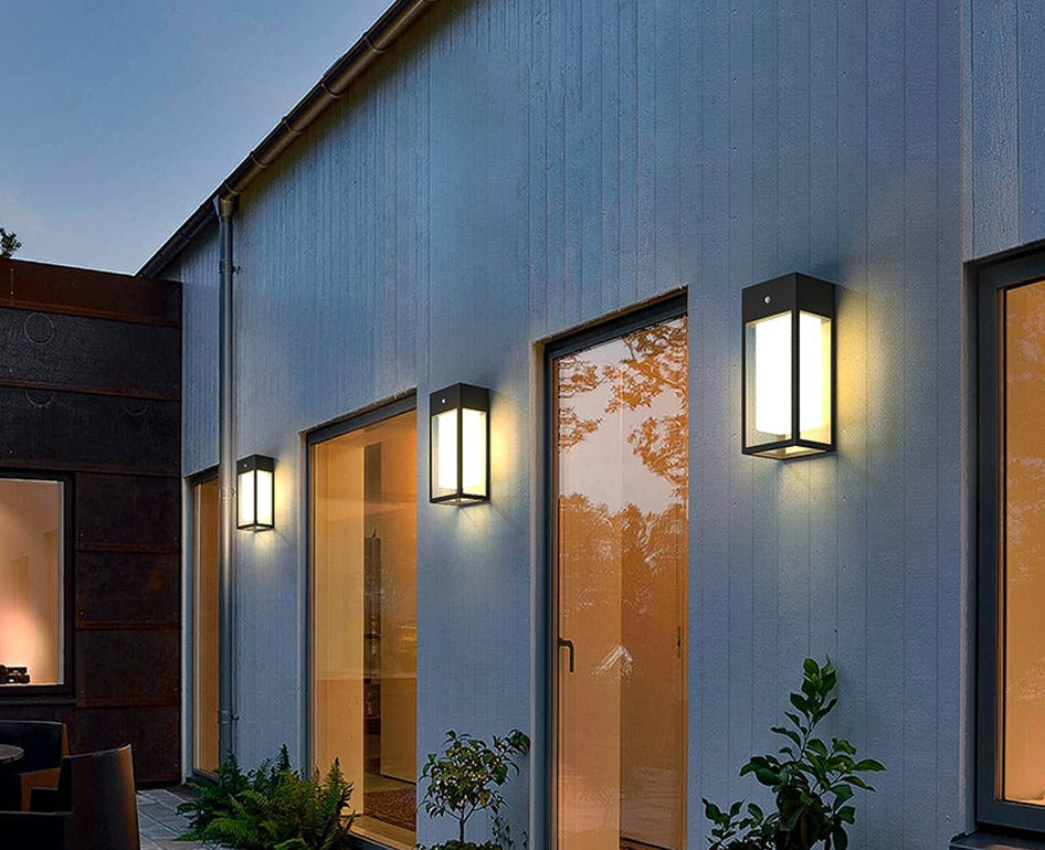 Outdoor Solar Powered Garden Wall Light