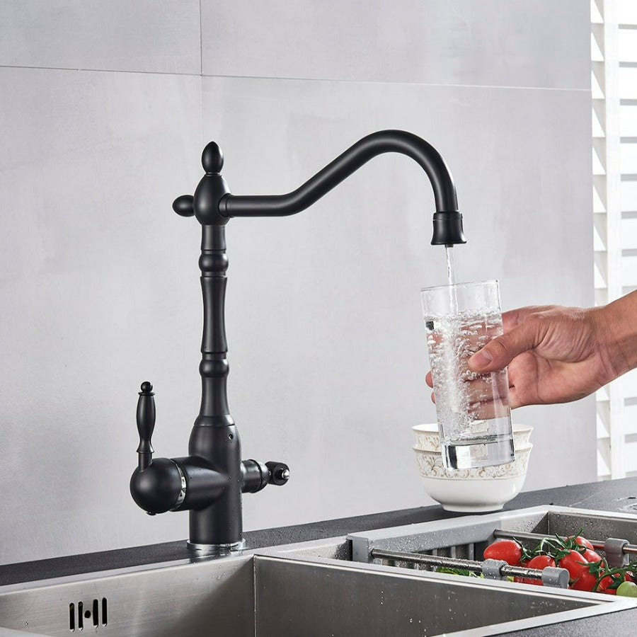 Classic Kitchen Faucet - Elegant Stylish Design