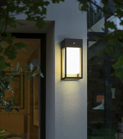Outdoor Solar Powered Garden Wall Light