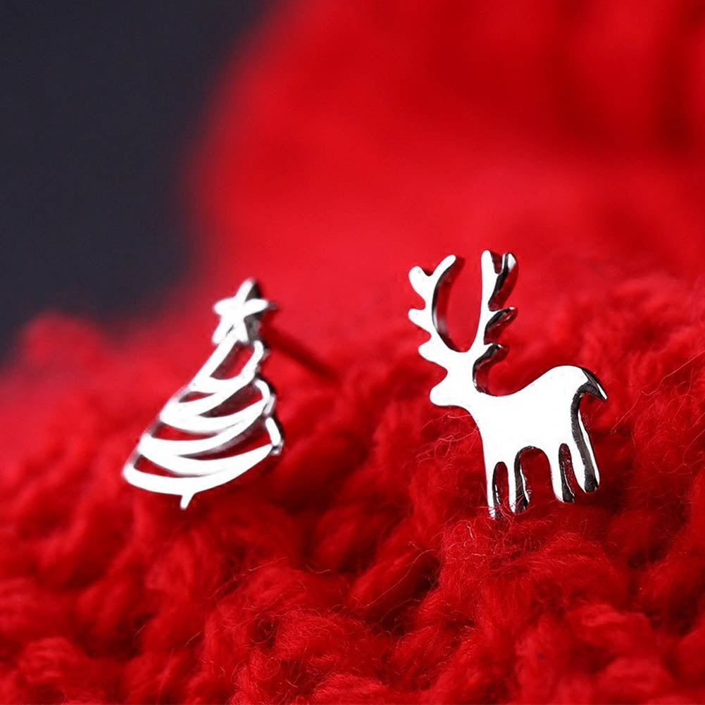 Fesara | Festive Holiday Cheer Drop Earrings
