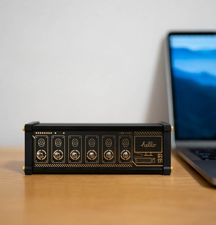 Retro Style Block USB Plug
