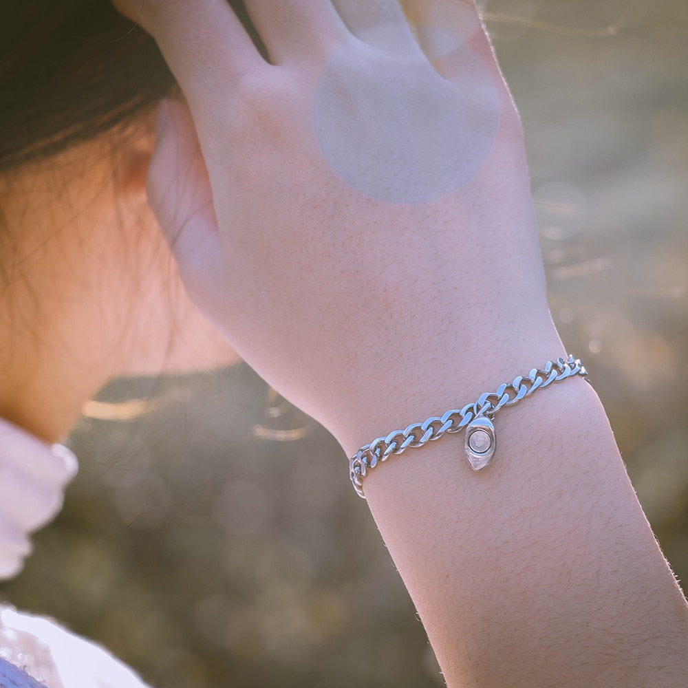 Lovely Heart Couple Magnetic Bracelet