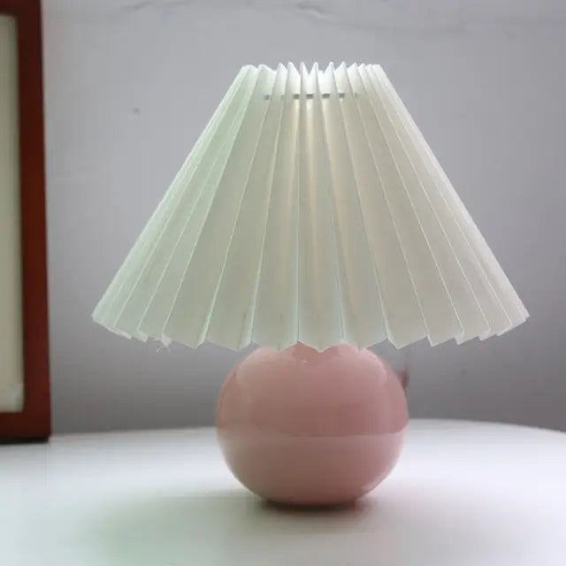 HeritageGlow | Elegant Vintage Table Lamp for Bedroom and Living Room Decor 8