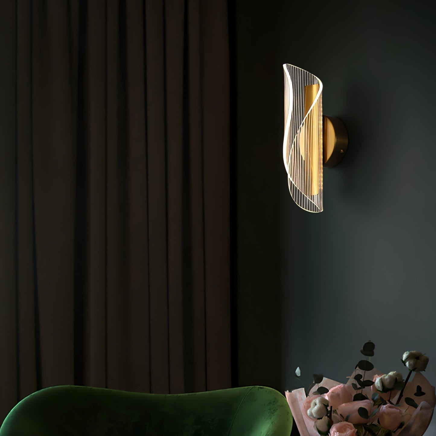 Luxurious Crystal Glass Wall Lamp