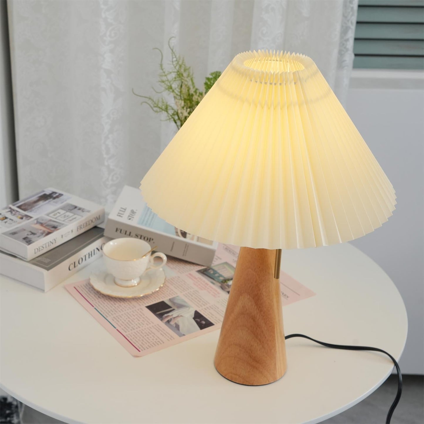 Classic Wooden Desk Table Lamp