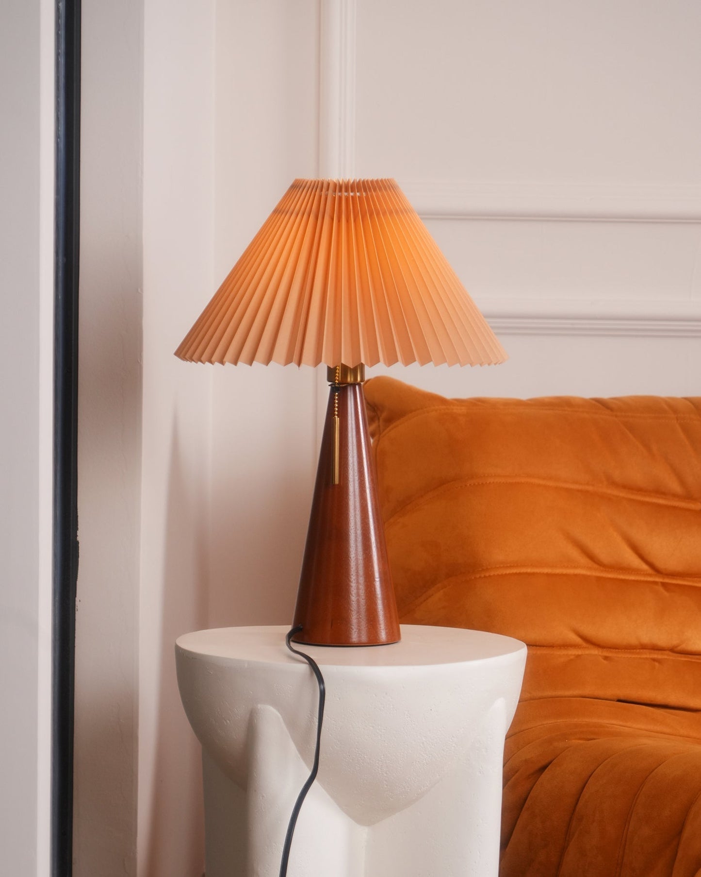 Classic Wooden Desk Table Lamp