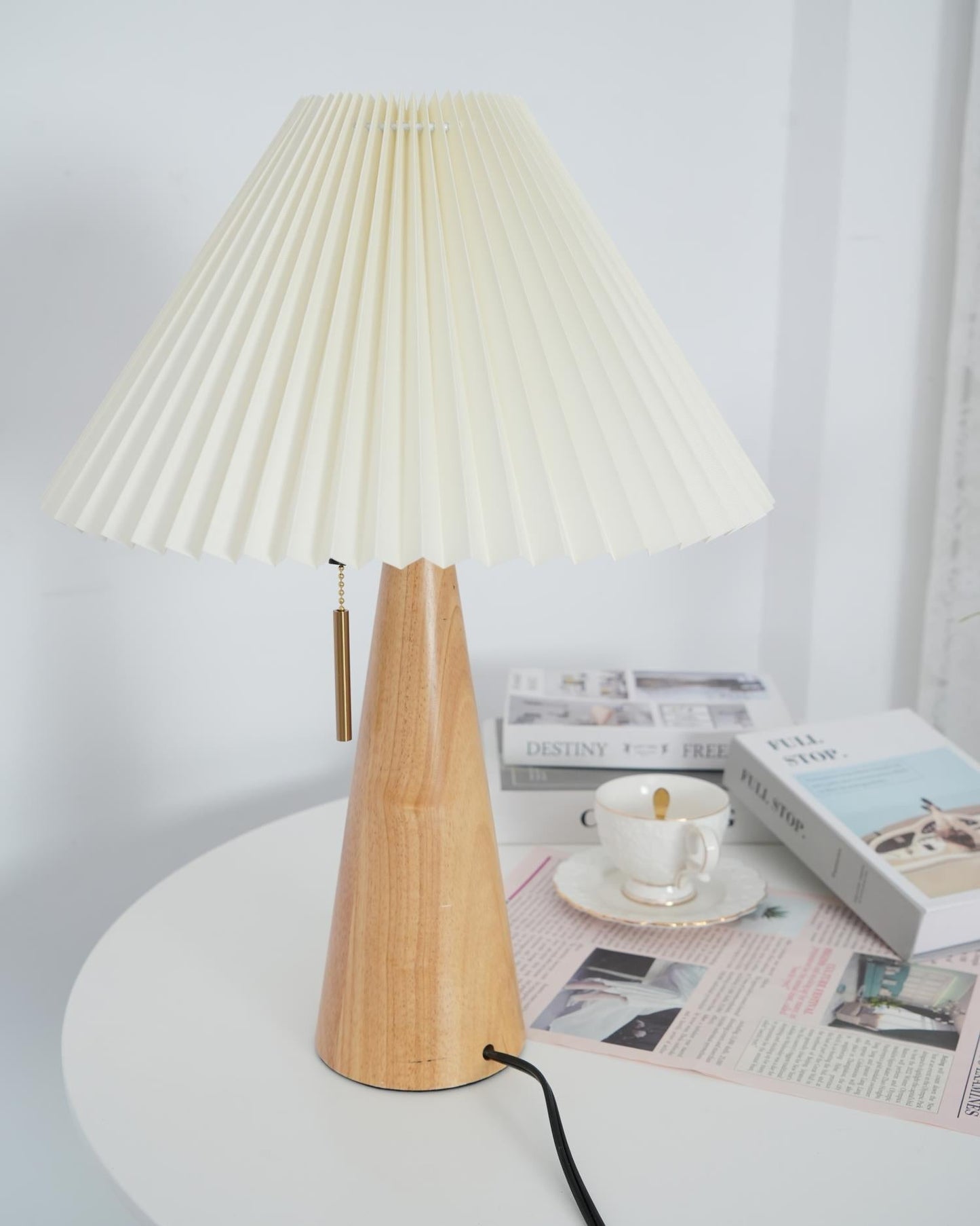 Classic Wooden Desk Table Lamp