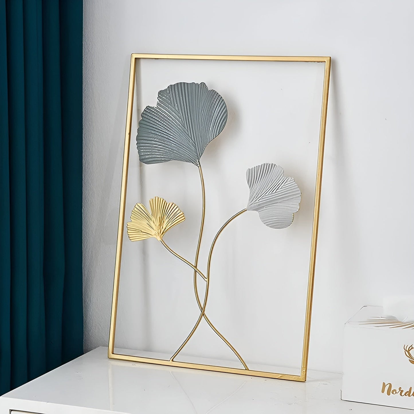 Green Metal Leaf Decor Wall Art