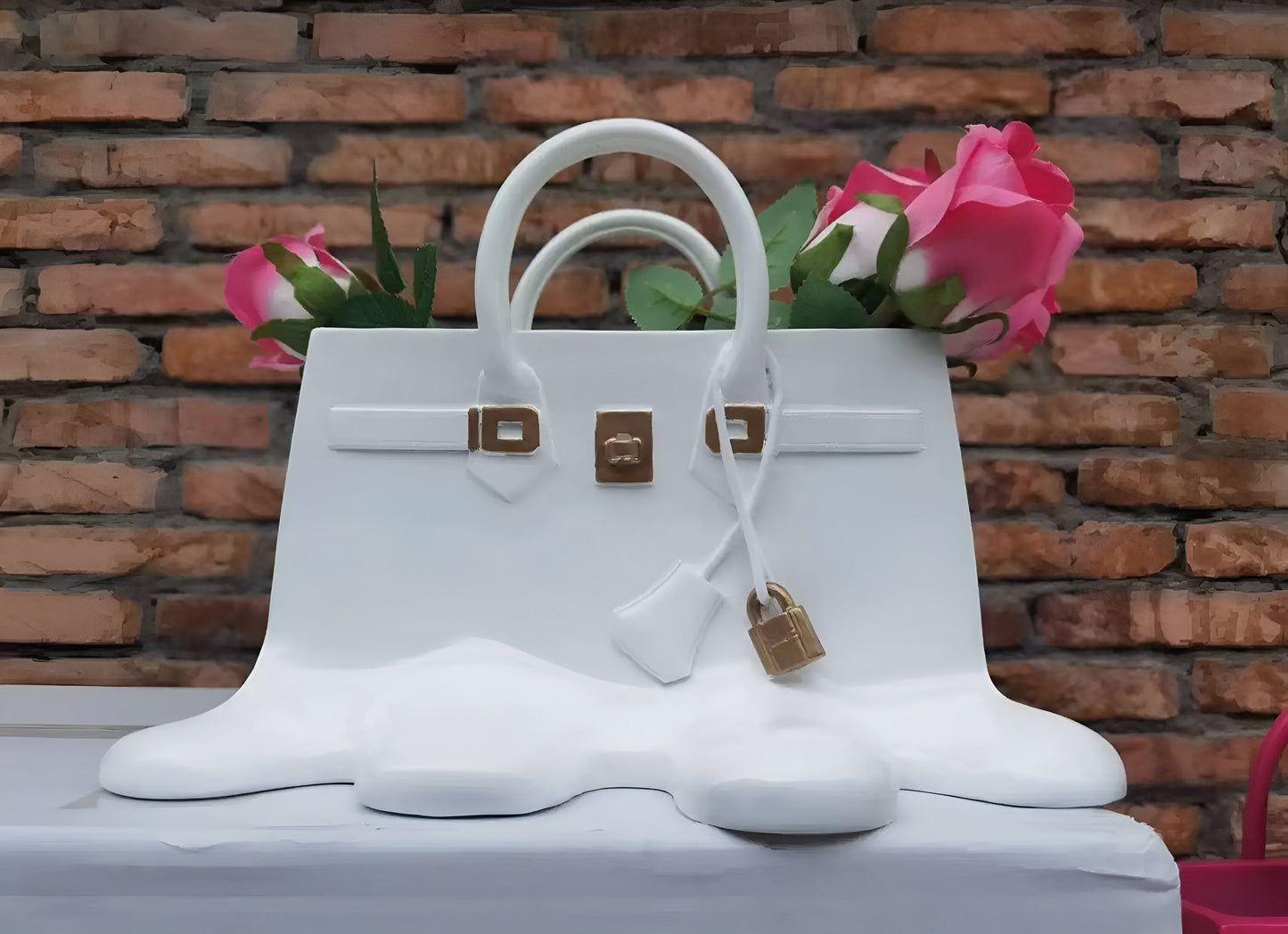 Fashionable Purse Shaped Resin Vase