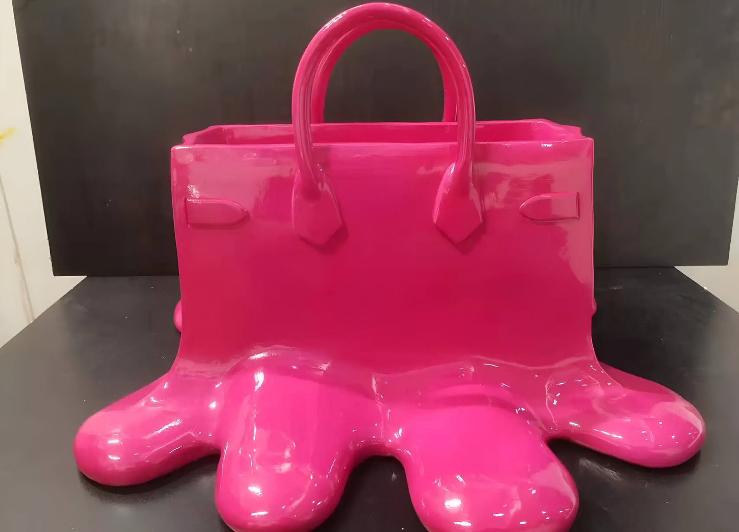 Fashionable Purse Shaped Resin Vase