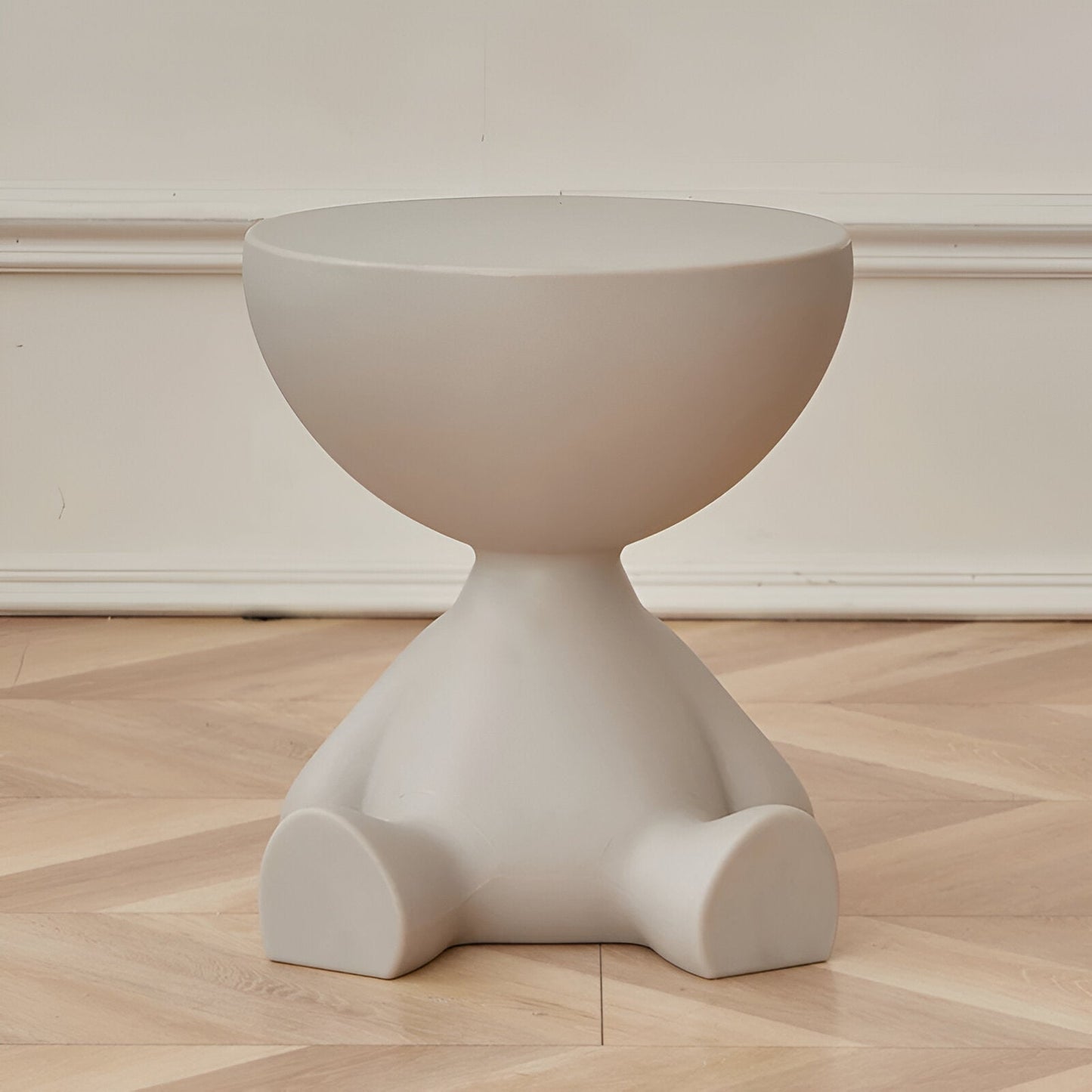 Elegant Wooden Round Coffee Table