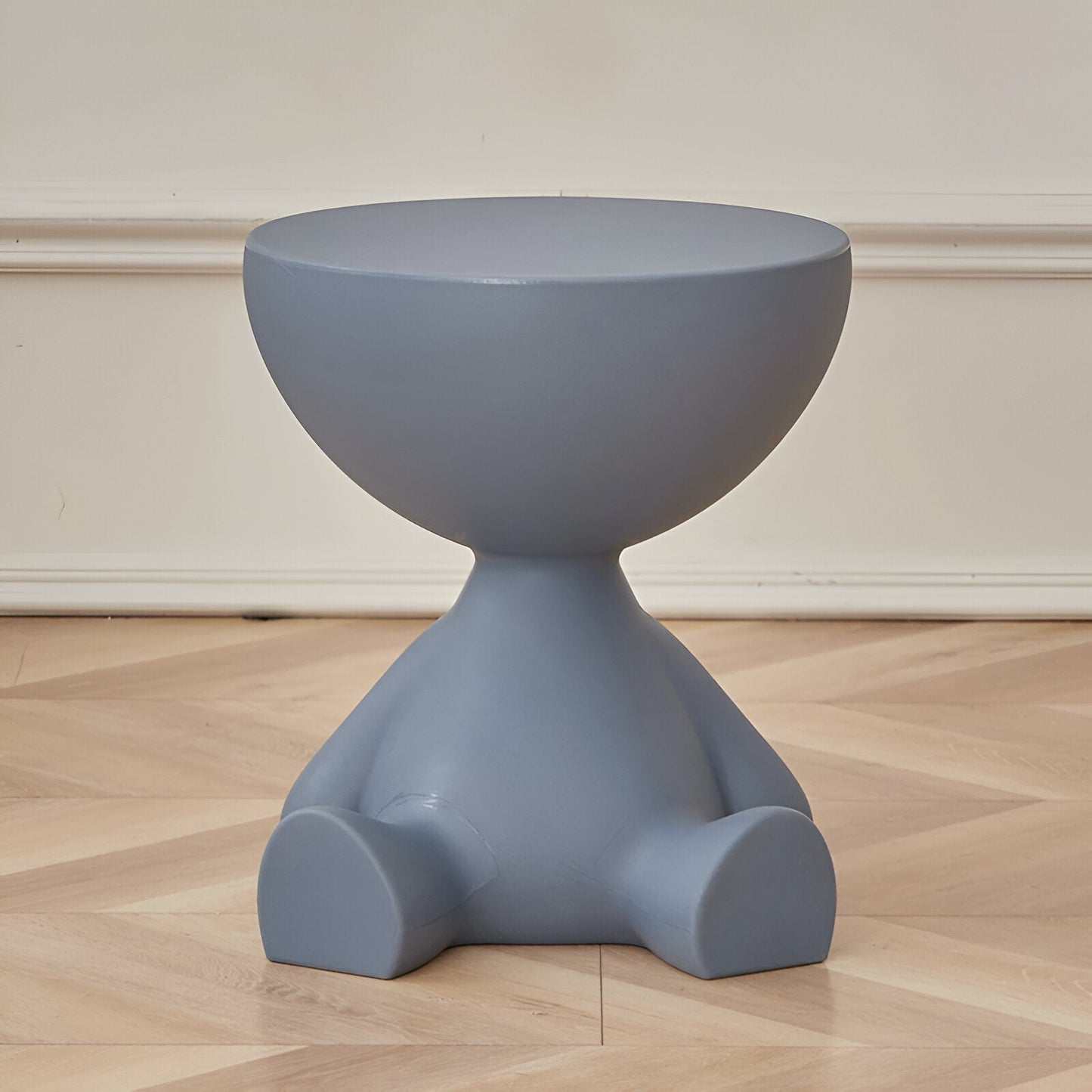 Elegant Wooden Round Coffee Table
