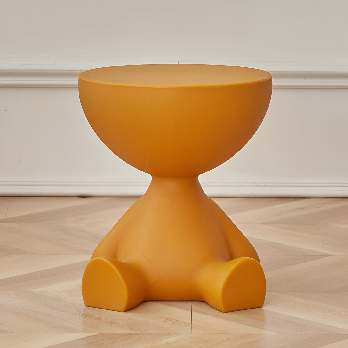 Elegant Round Wood Coffee Table for Living Room