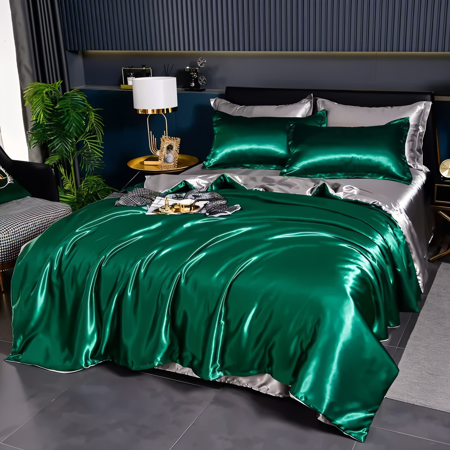 Luxurious Soft Silk Comforter Set