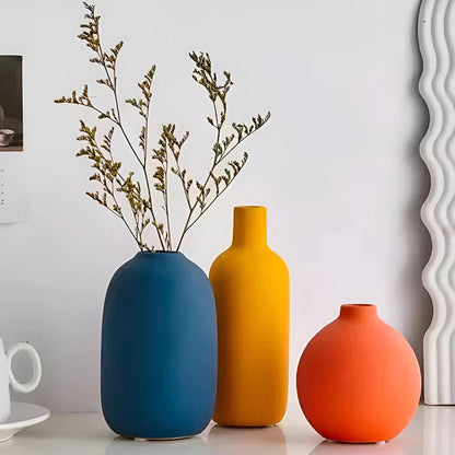 Simple White Ceramic Decor Vase
