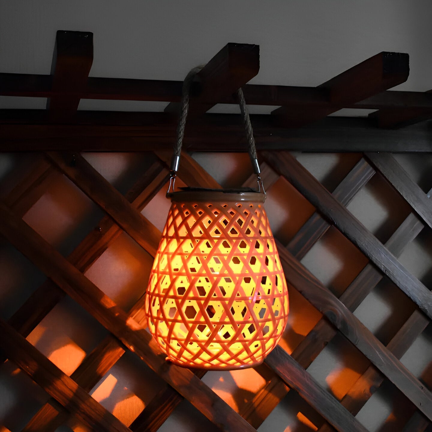 Natural Bamboo Style Solar Outdoor Lamp