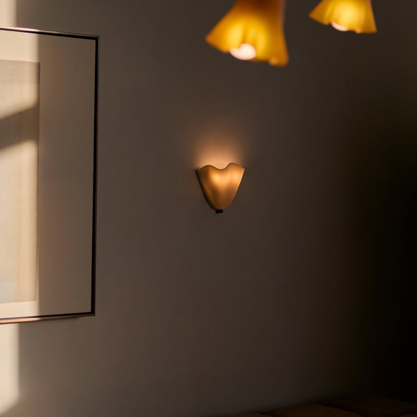 Vintage Glass Wall Lamp in Floral Shade