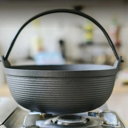 Non-Stick Cast Iron Wok with Flat Base and Wood Lid